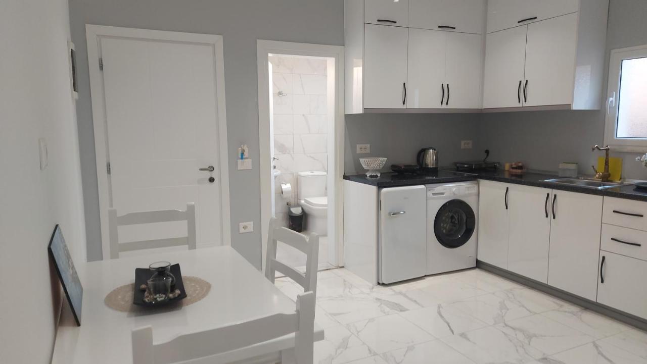 Beni 'S Apartments Σαράντα Εξωτερικό φωτογραφία